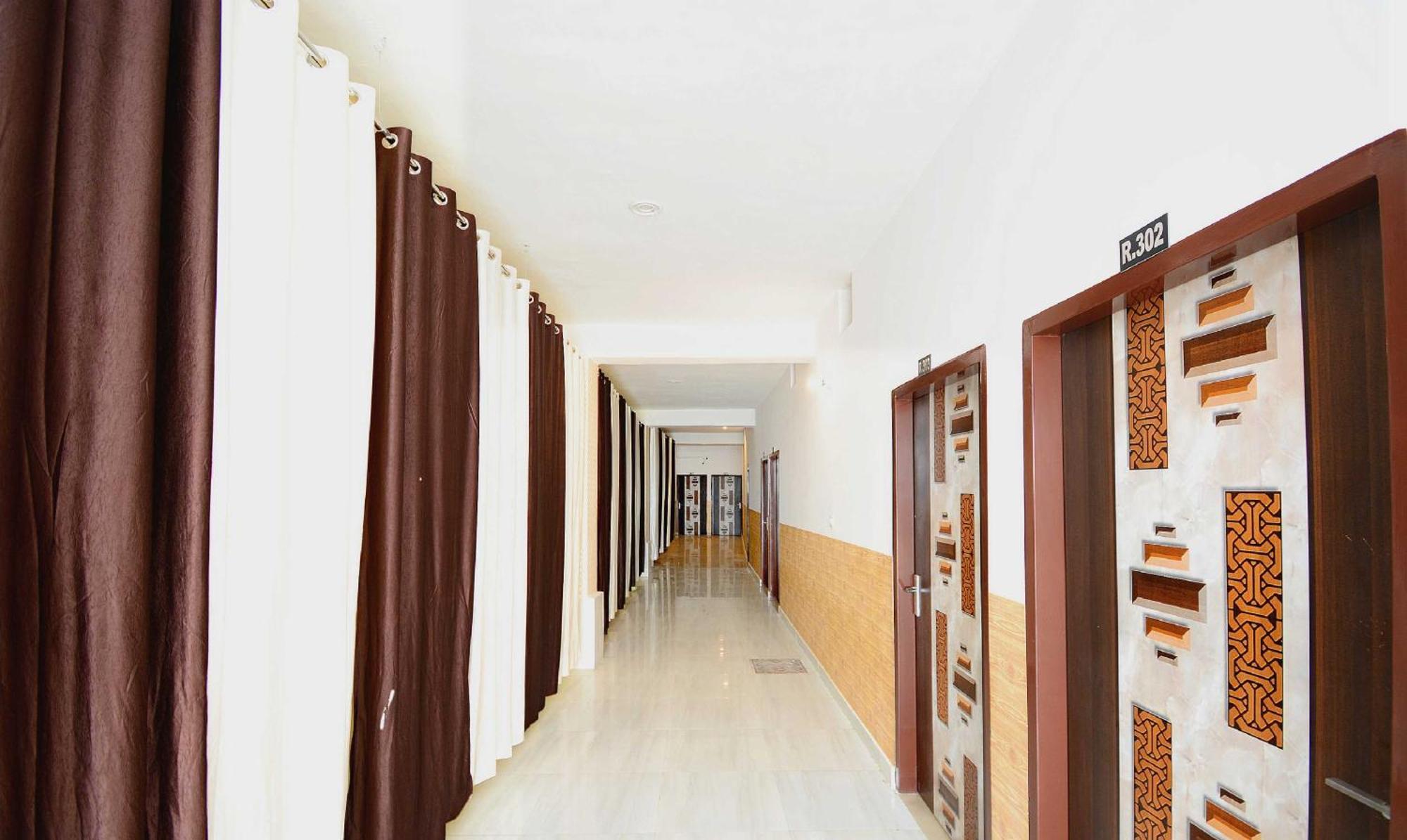 Hotel O Park View Bhiwāni Kültér fotó